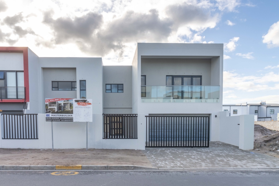 4 Bedroom Property for Sale in Sandown Western Cape